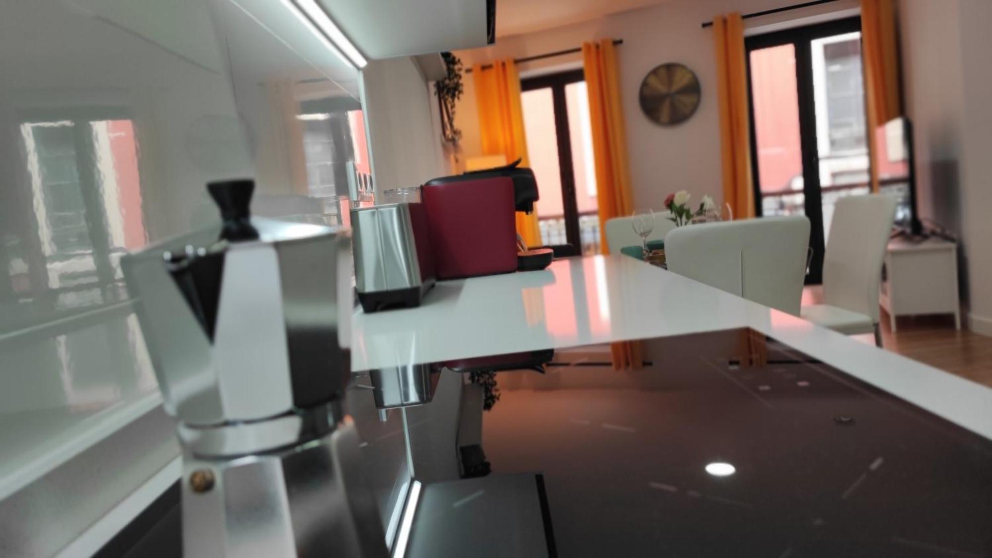Apartamentos Aptio Oviedo Kültér fotó