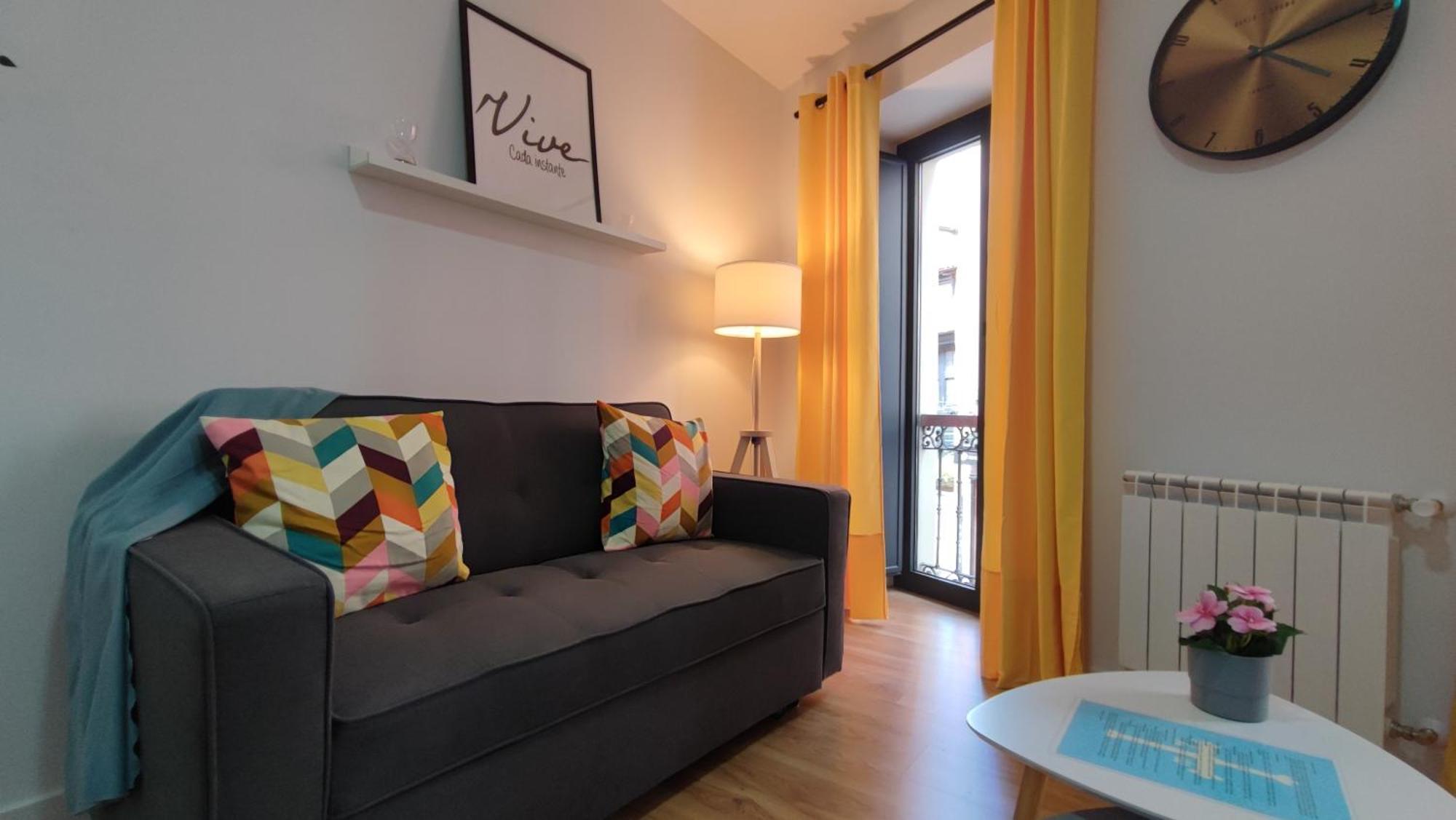 Apartamentos Aptio Oviedo Kültér fotó