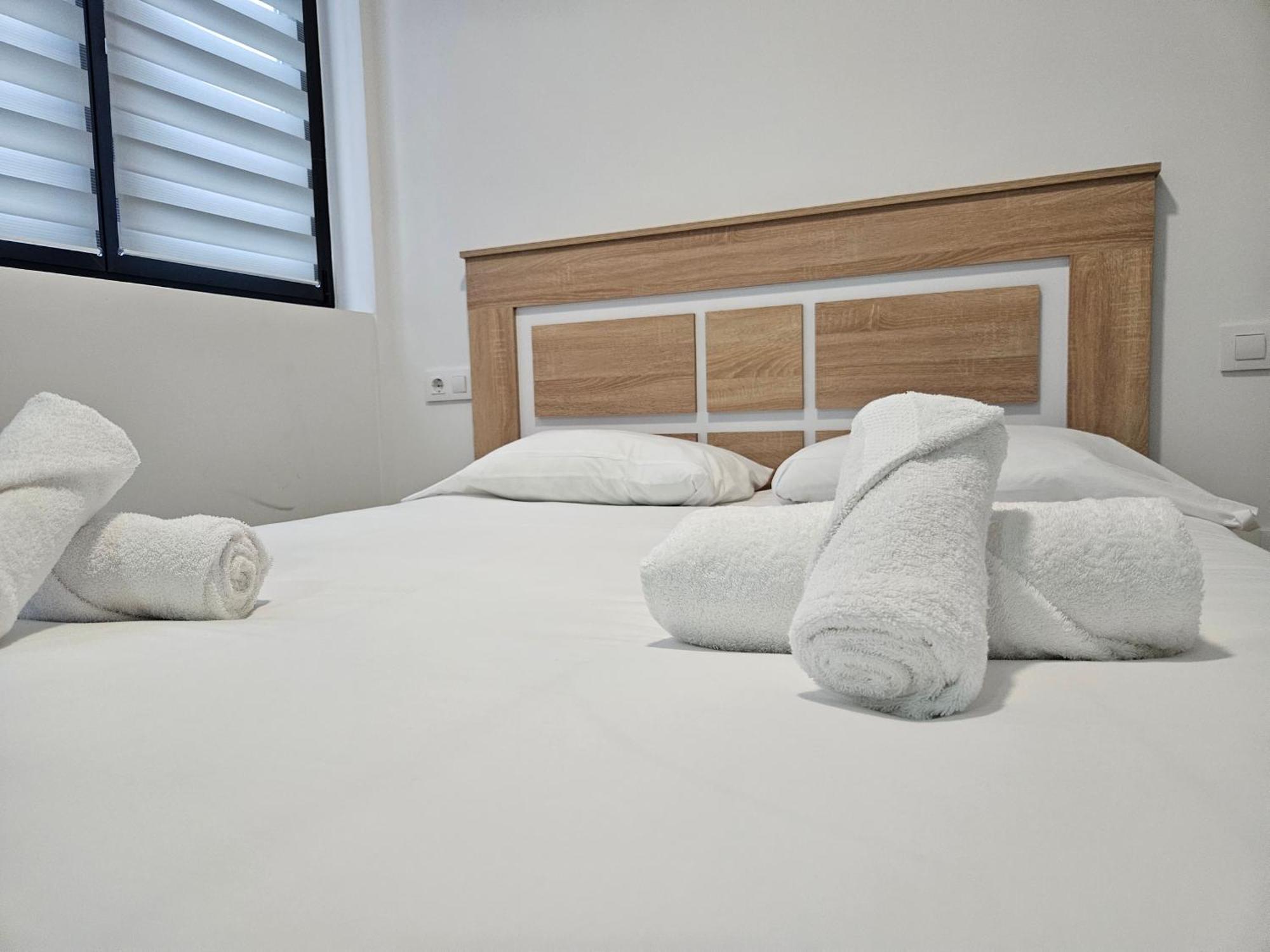 Apartamentos Aptio Oviedo Kültér fotó