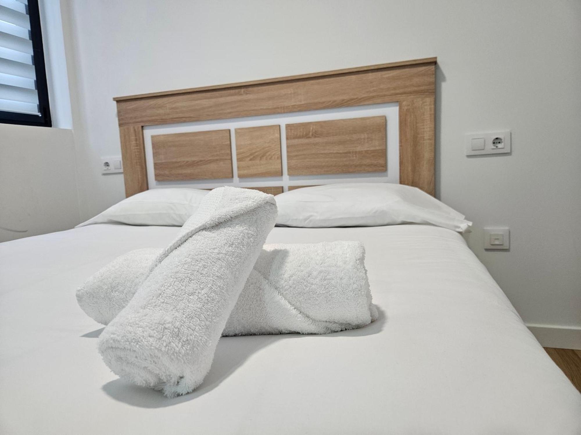 Apartamentos Aptio Oviedo Kültér fotó
