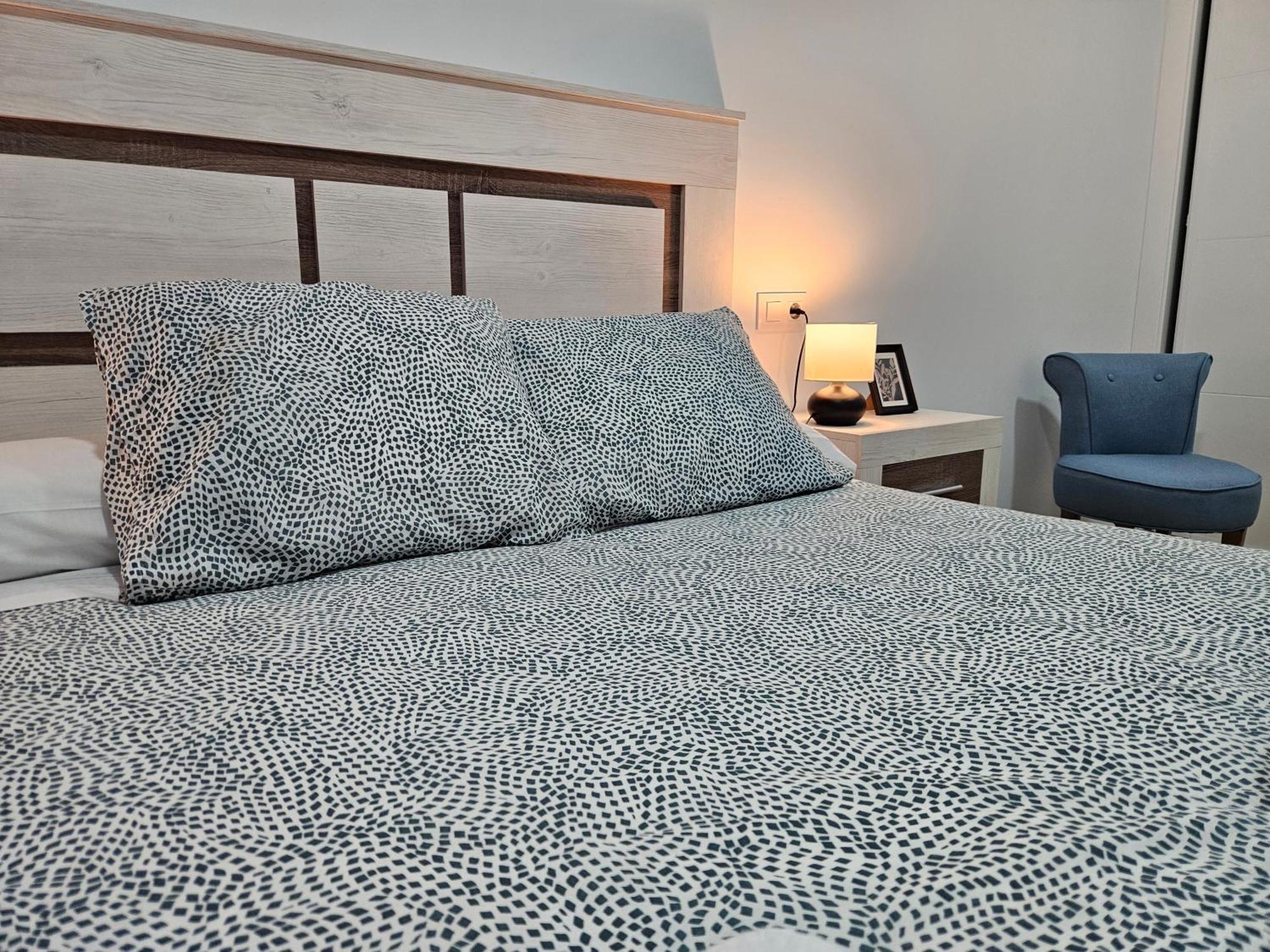 Apartamentos Aptio Oviedo Kültér fotó